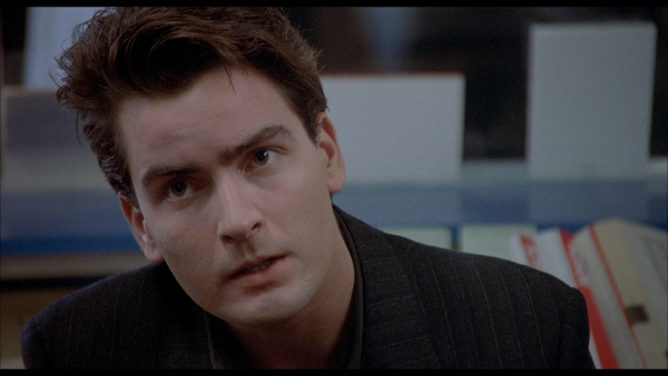 00004.m2ts_snapshot_01.06.14_[2017.07.21_22.06.59]