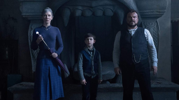 HOUSE WITH A CLOCK IN ITS WALLS 2